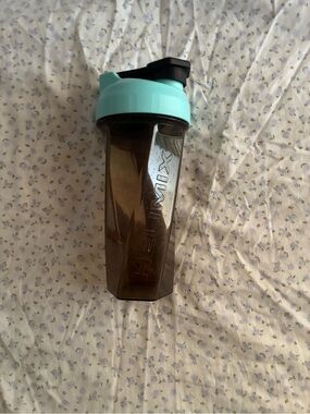Helimix Shaker Cup